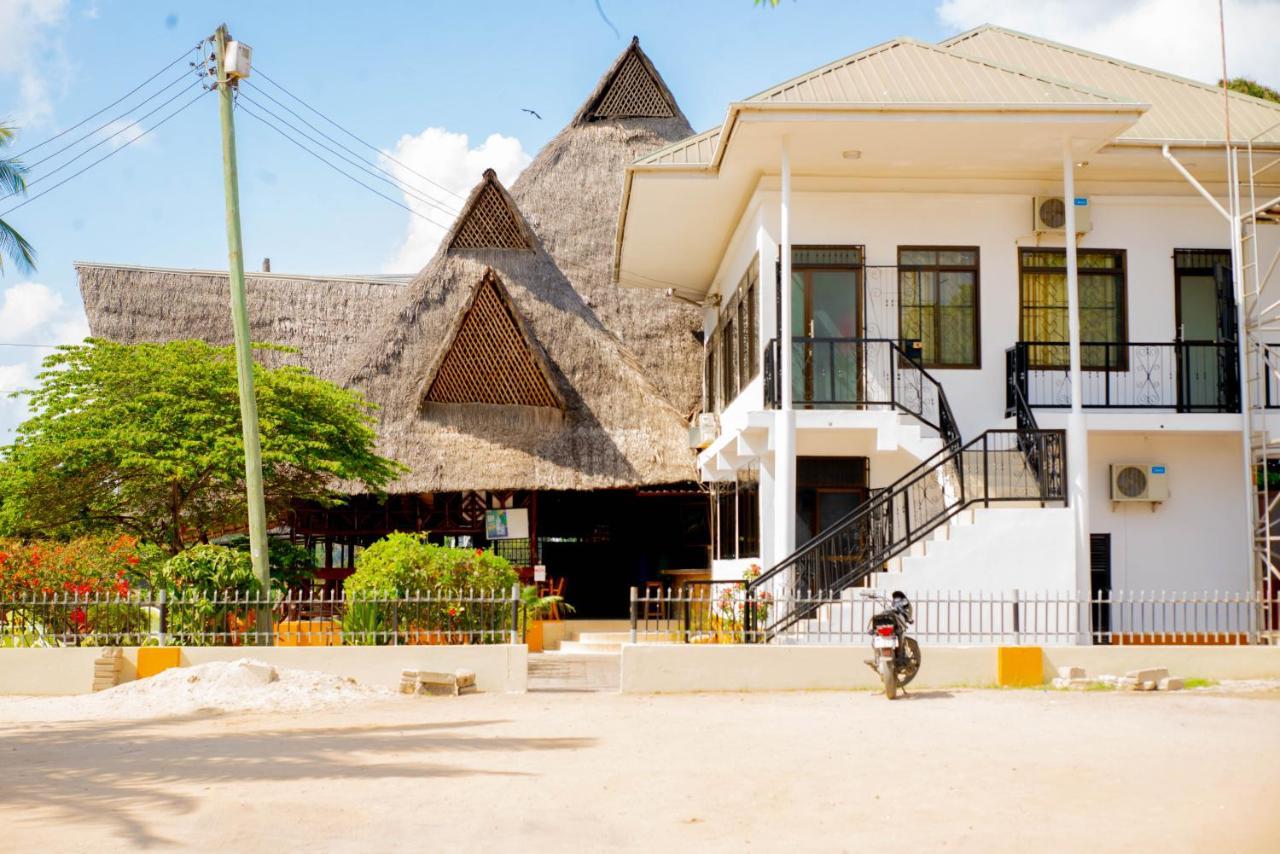 Flamingo Hotel Kinyerezi Dar es Salaam Exterior photo